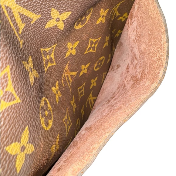 Louis Vuitton Monogram Saint Cloud GM Bag - Picture 13 of 14